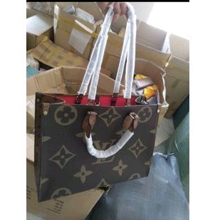 Túi LV size to vừa a4, laptop siêu đẹp