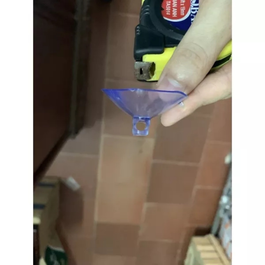 MIẾNG NHỰA HÍT KÍNH, KÊ KÍNH MẶT BÀN LOẠI TO