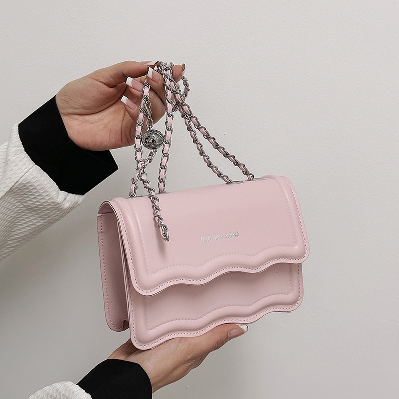 Túi Xách Đeo Vai Hình Vuông Cỡ Nhỏ Phối Dây Đeo Sợi Xích 2023 Thời Trang Cho Nữ