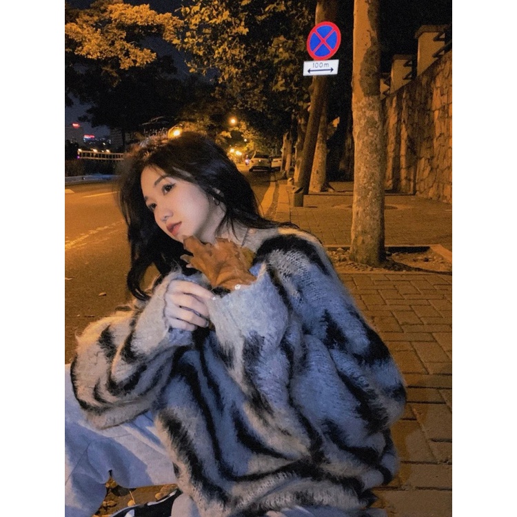 YAOLI  Áo sweater Dệt Kim Chui Đầu Dáng Rộng In Họa Tiết Ngựa Vằn Phong Cách Hồng Kông Thời Trang Cho Nữ