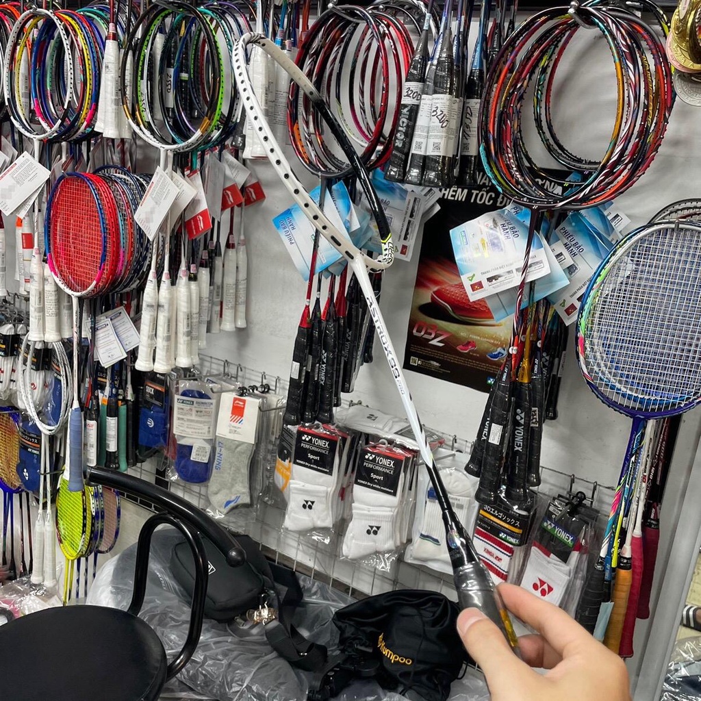 1 Vợt cầu lông Yonex Khung 100% Cacbon