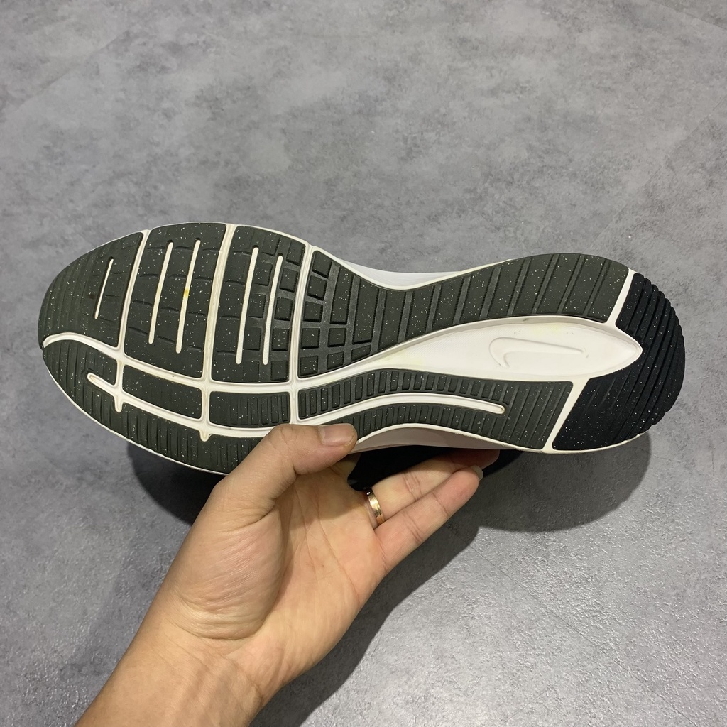 2hand Giày Nike Quest 3 Black White Grey CD0230-002 SIZE 42 PVN10279