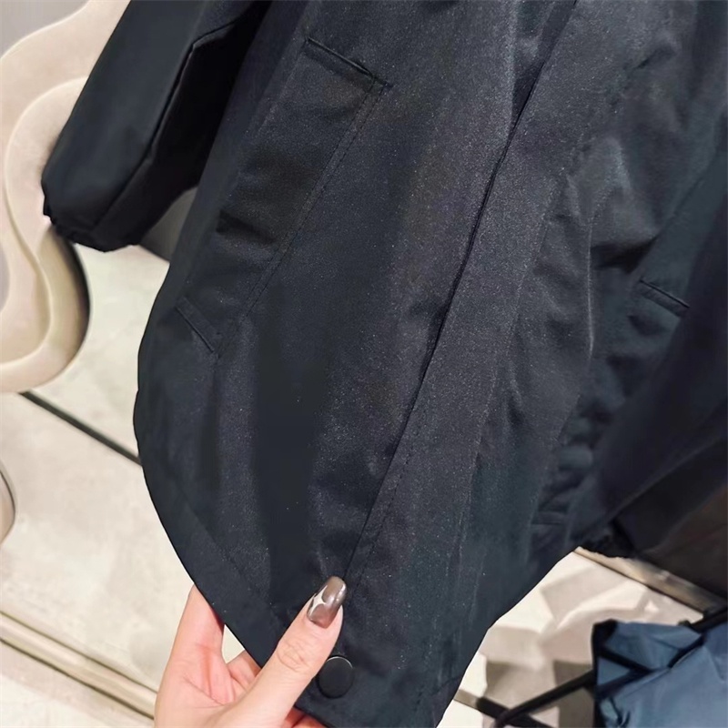 Áo Khoác Gió adidas 100% Chính Hãng Có Nón Tháo Rời Được Thời Trang Cho Nam Và Nữ