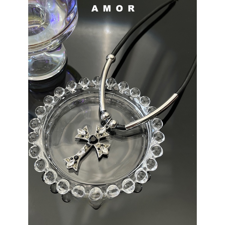 Vòng Cổ choker Dây Da Mặt Thánh Giá Đính Kim Cương Đen Phong Cách hip hop unisex