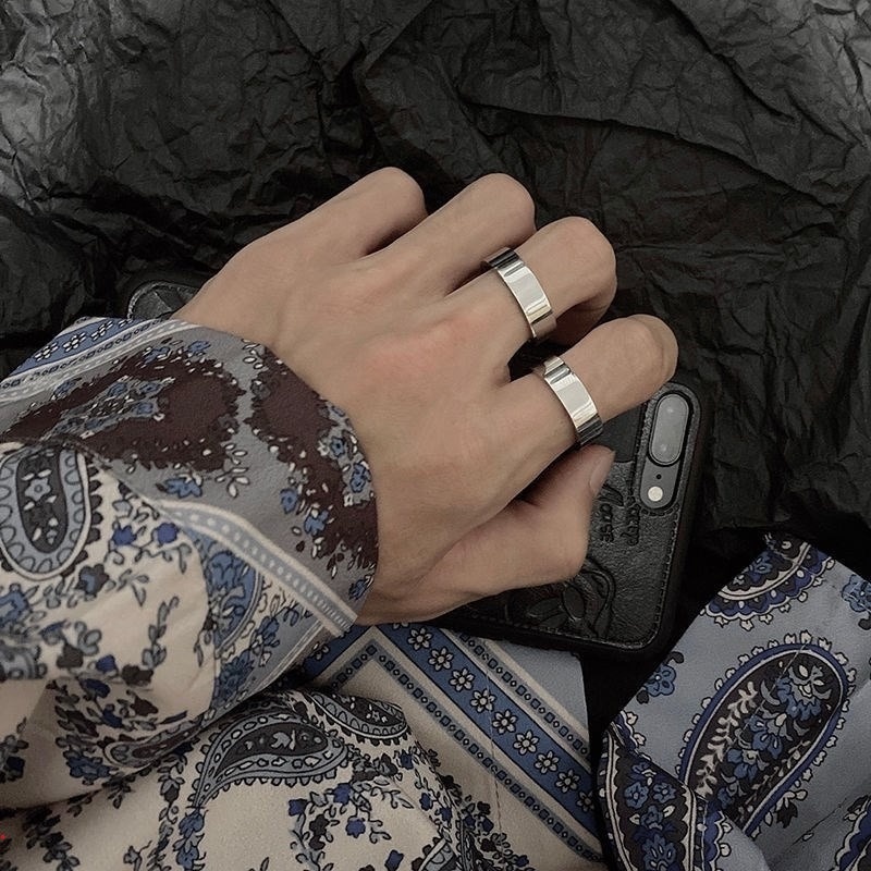 Nhẫn Kim Loại Màu Bạc Đơn Giản Cho Nam Và Nữ