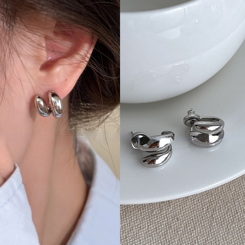 Khuyên Tai Tròn Lủng Lẳng Phong Cách Hàn Quốc