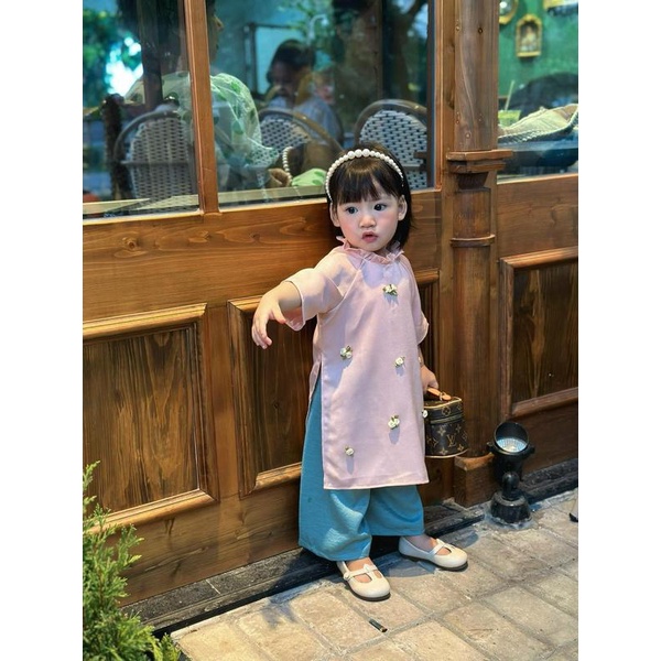 Set Áo Dài Xuông Đính Hoa Cho Bé