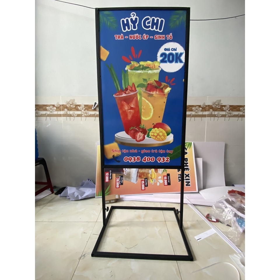 Standee sắt ngoài trời , kích thước hiển thị  60x120