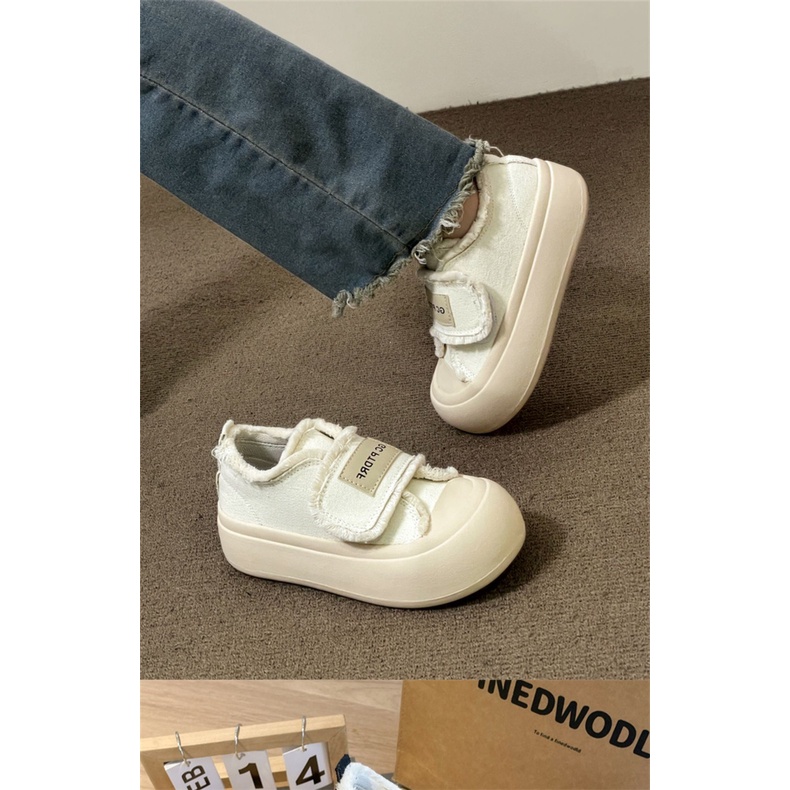 Giày Thể Thao Ulzzang Đế Dày Bánh Mỳ Viền Tua Rua Thời Trang Đi Học Đi Chơi - GS17