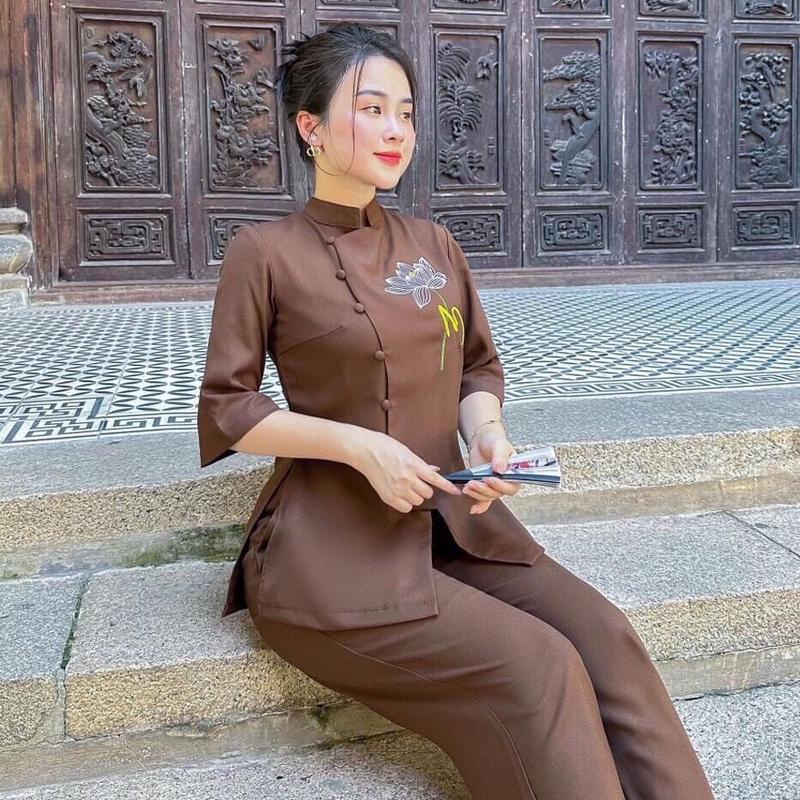 Đồ lam thêu chữ AN hoa sen nút gài cao cấp