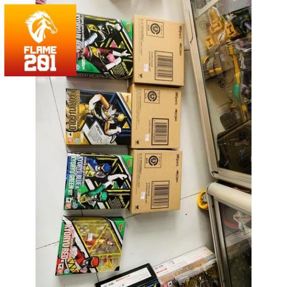 TPHCM TPHCM Đồ chơi siêu nhân Mô hình SHF KYORYUGER FULLSET tặng kèm xe