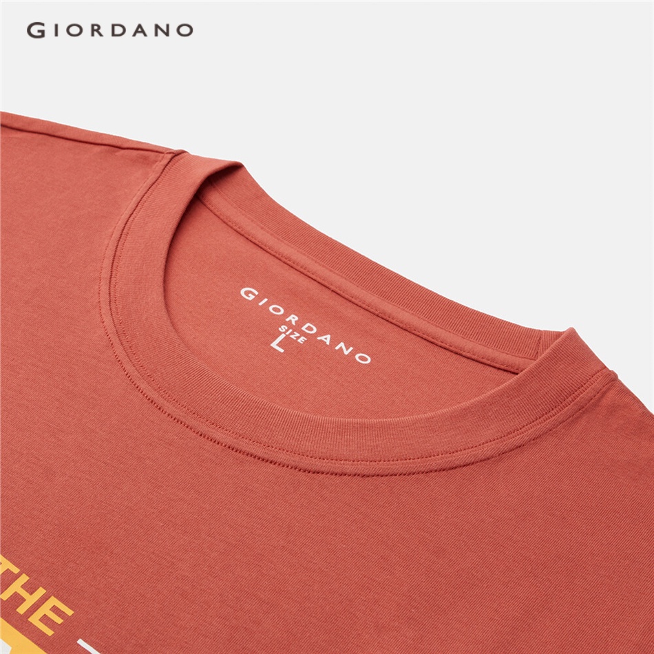 Áo thun nam T-shirt cổ tròn dài tay chất cotton thuận in chủ đề Giáng Sinh giữ ấm thu đông Giordano 13091794