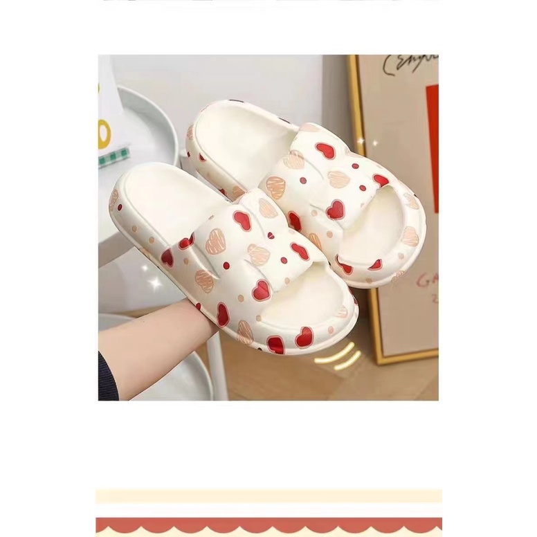 💕hình trái tim dễ thương💕Dép đi trong nhà đế dày chống trượt