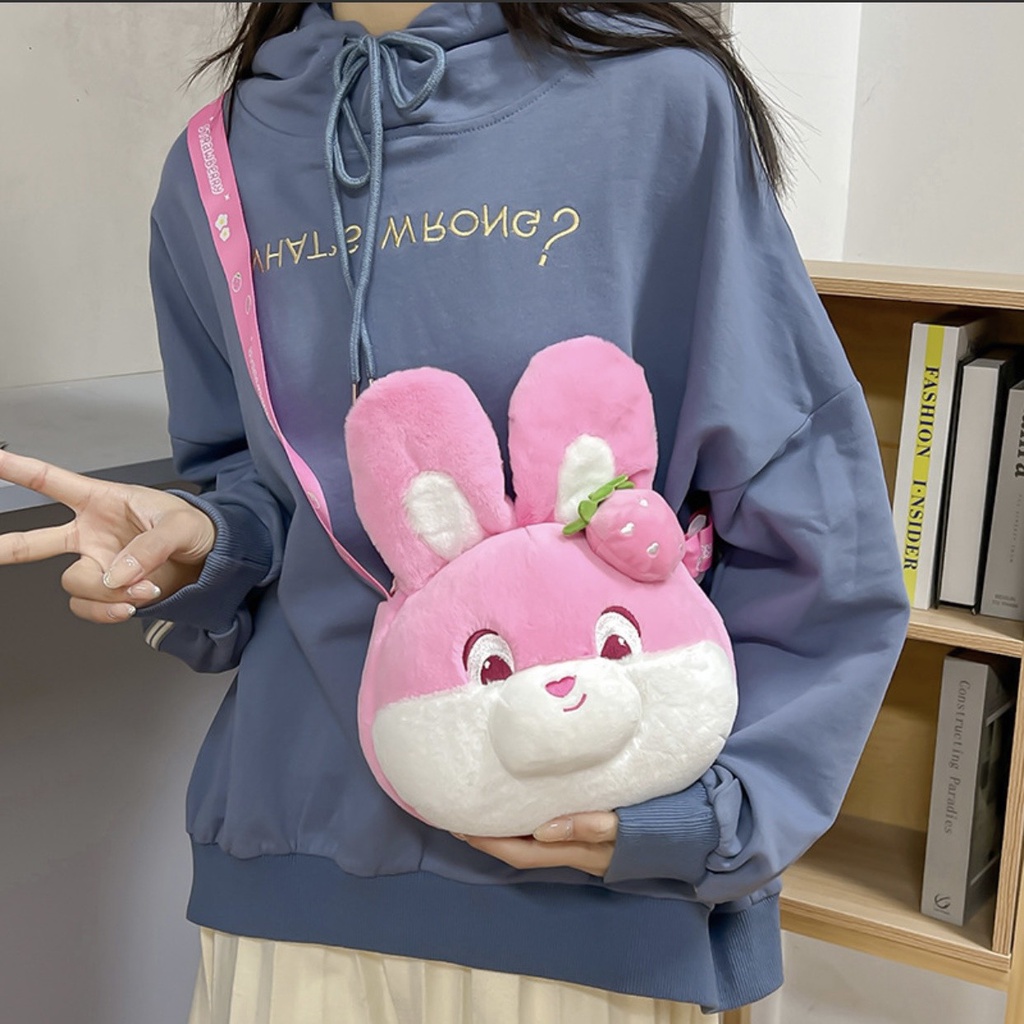 Túi Đeo Chéo Gấu Nhồi Bông Hình Mặt Thỏ Dâu Hồng Dễ Thương