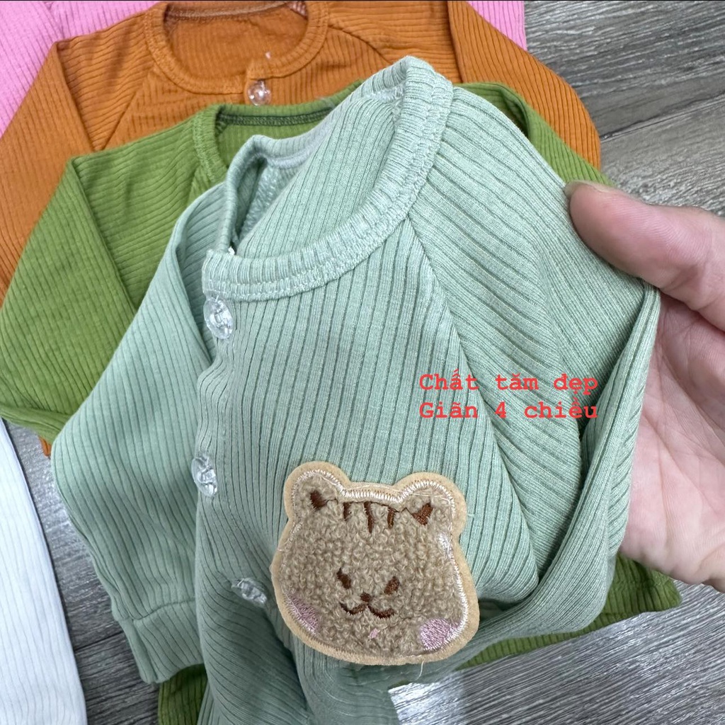 Bộ dài vải len tăm cúc giữa hình mèo cho bé mặc thu đông