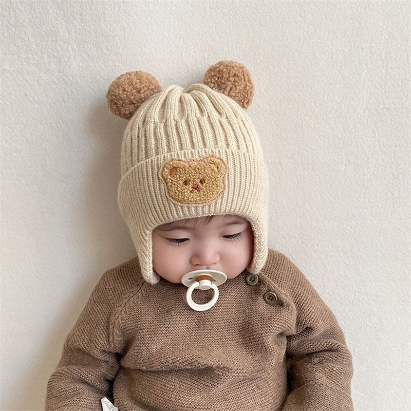 Mũ Nón Len Bịt Tai Mùa Đông Cho Bé Đính Hình Gấu Tai Bông Dễ Thương