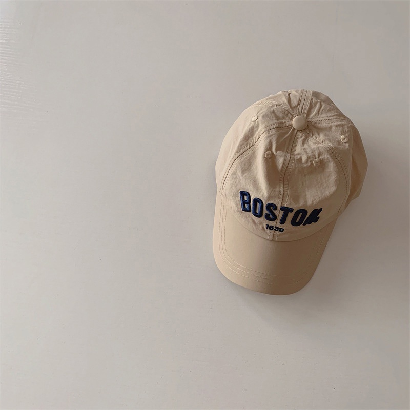 Mũ Lưỡi Trai Thể Thao Chống Nắng Thoáng Khí Nhanh Khô In Chữ Tiếng Anh Dễ Thương Cho Bé