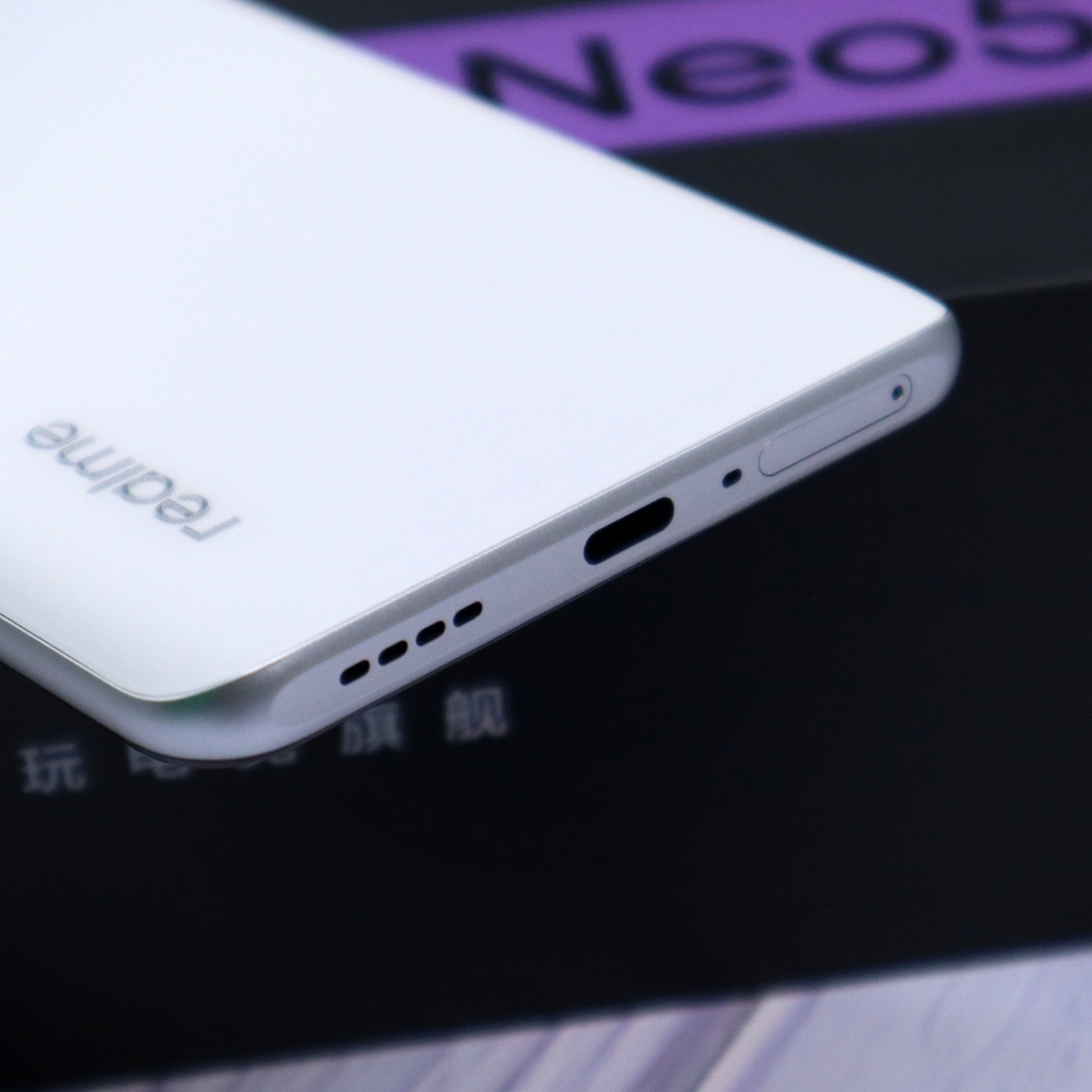 Điện Thoại Realme GT Neo 5  - Snapdragon 8+ Gen 1 - Sạc Nhanh 150W