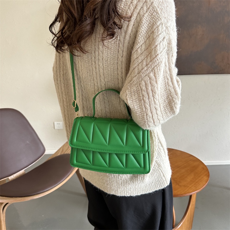 Jasmin noir Túi Xách tote Bằng Da pu Họa Tiết Kẻ Sọc Chần Bông Đơn Giản Cho Nữ