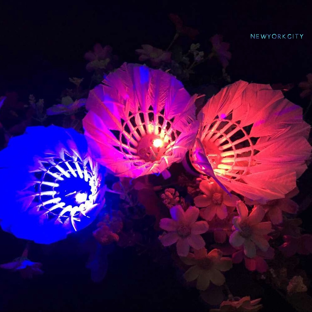 Ny Quả Cầu Lông Ngỗng Có Đèn led Phát Sáng
