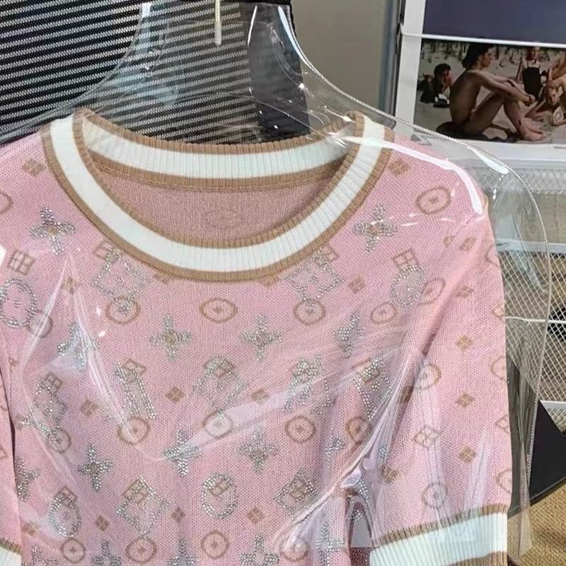 Áo Thun Dệt Kim Tay Ngắn Cổ Tròn In Chữ Đính Đá Thời Trang Xuân Hè Phong Cách vintage Cho Nữ