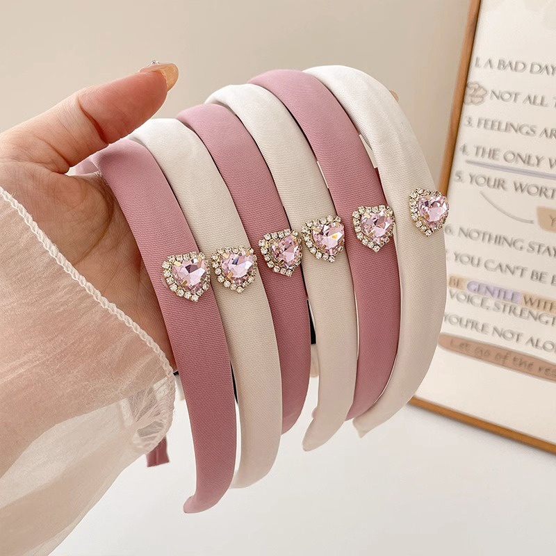 Băng Đô Vải Đính Đá Trái Tim Màu Hồng Ngọt Ngào Cao Cấp Phong Cách Hàn Quốc