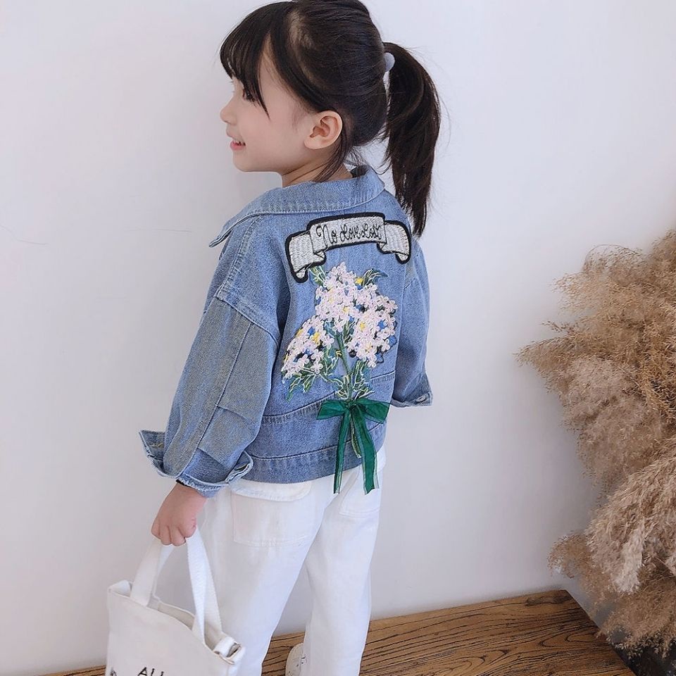 Áo Khoác denim In Hoa Dễ Thương Thoải Mái Thời Trang Xuân Thu 2023 Cho Bé Gái