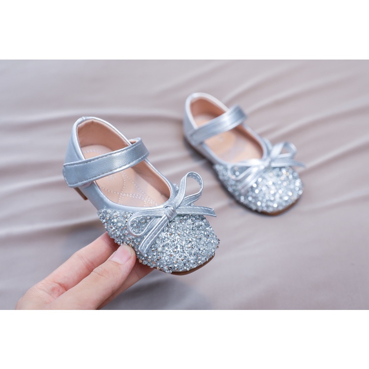 Giày Búp Bê Đế Mềm Đính Đá Xinh Xắn Theo Phong Cách 2023 Dành Cho Bé Gái