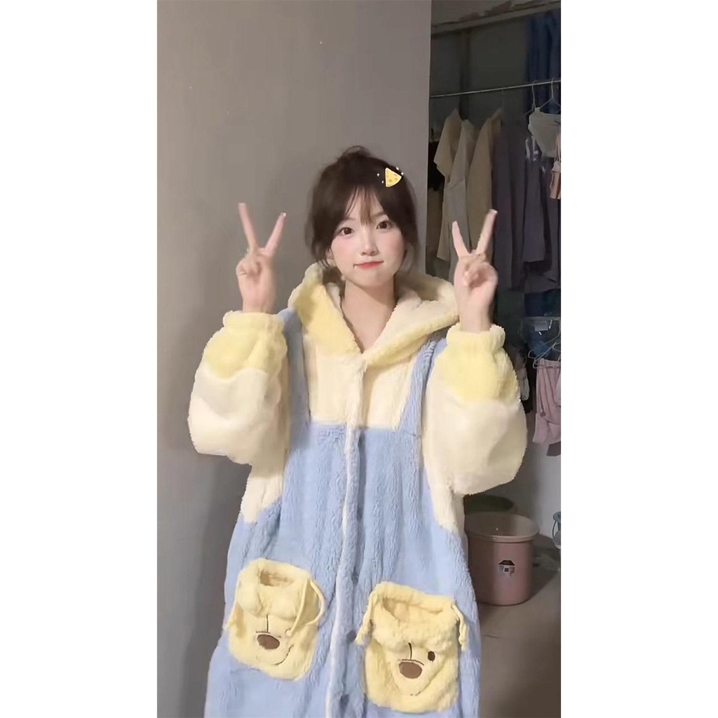 Áo Choàng Ngủ Có Mũ Trùm Đầu Bằng Lông Cừu San Hô Dày Dặn In Hình winnie the pooh Phong Cách Mới 2023