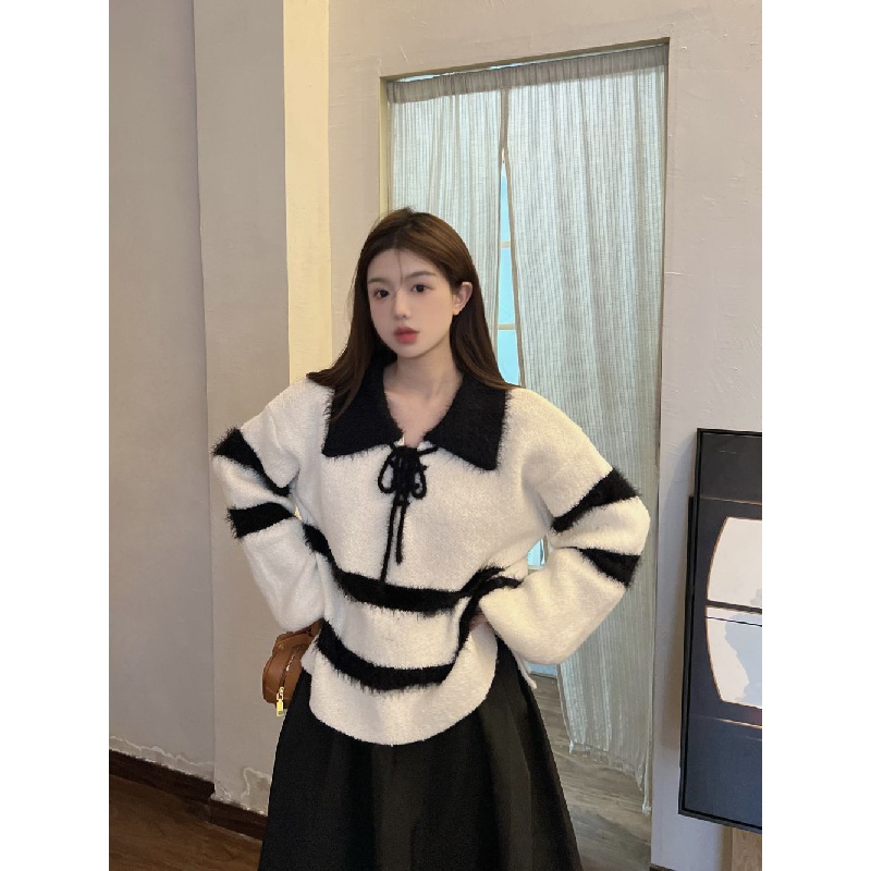 Áo sweater Dệt Kim Tay Dài Dáng Rộng Màu Tương Phản Phong Cách xiaoxiang Mùa Thu Mới Cho Nữ