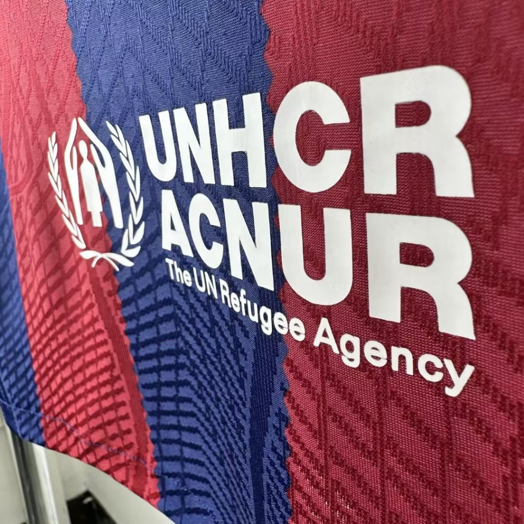 Áo Thun Bóng Đá jersey s-Xl * Chất Lượng Cao * Phiên Bản Giới Hạn barcelona  Áo Thun Bóng Đá s-Xl * Chất Lượng Cao *