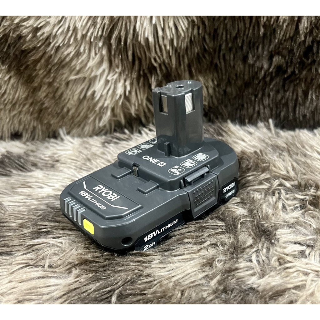 Pin Ryobi ONE + HP 18V có báo pin , like new đẹp.