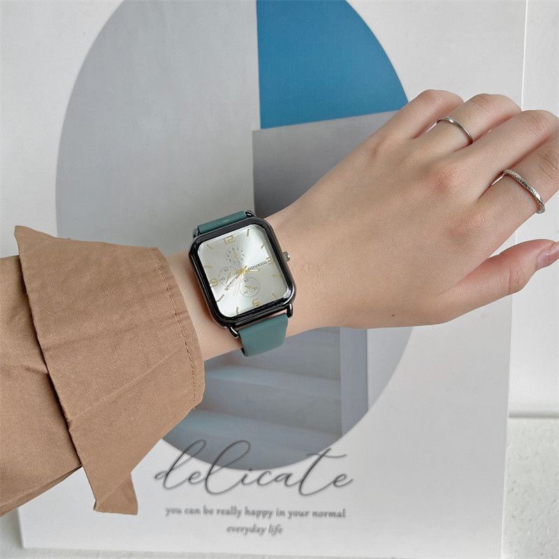 Đồng Hồ Đeo Tay Mặt Vuông Lớn Thời Trang Cho Nữ