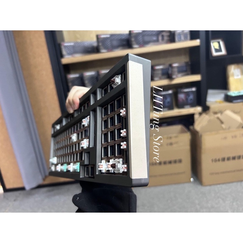 Kit Bàn phím cơ Monka 6102 Nhôm CNC mạch xuôi RGB