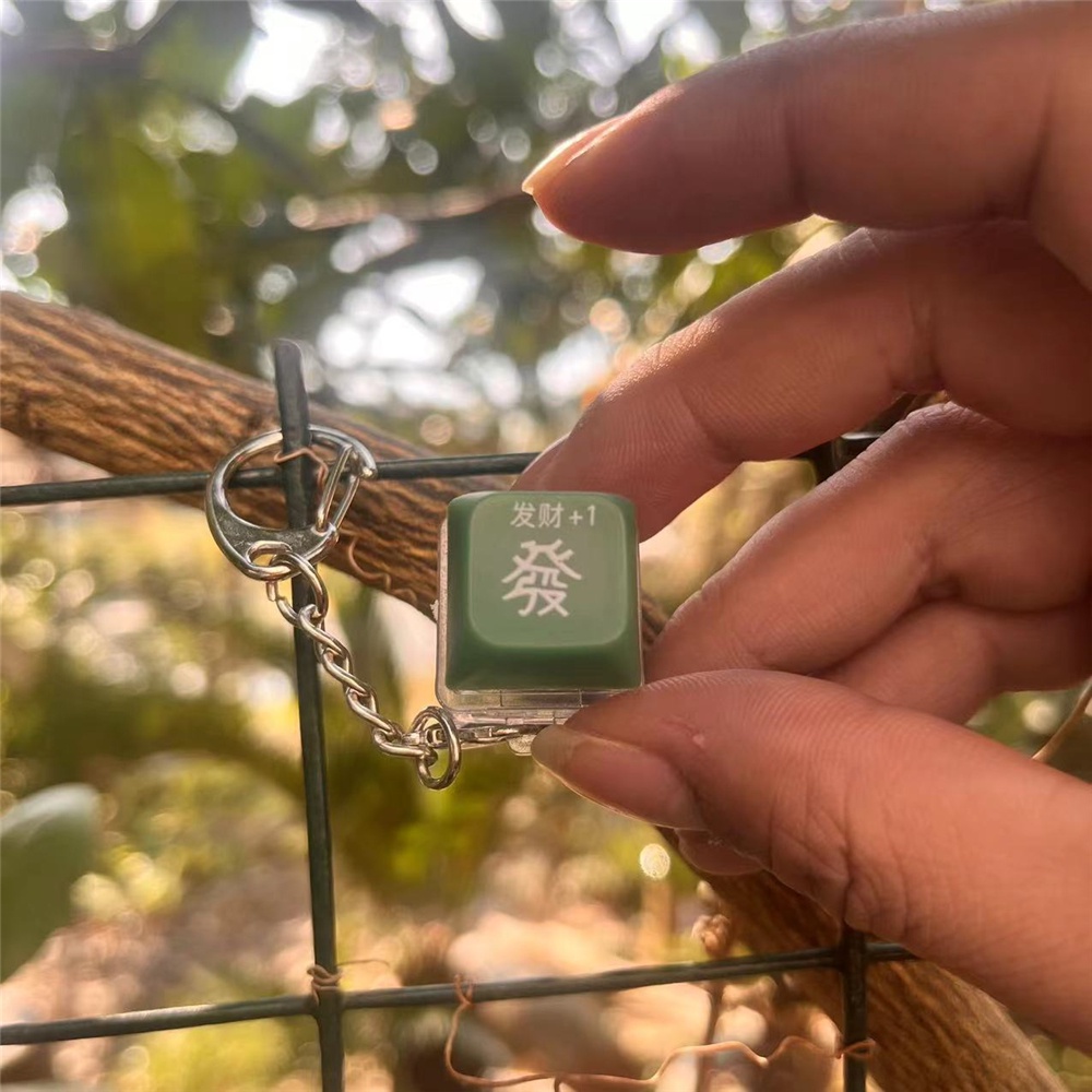 Bằng khen +1 Vòng cổ móc khóa giải nén Muyu Đèn LED Nút bấm đầu ngón tay Bàn phím cơ Nắp phím Mặt dây chuyền Antistress Đồ chơi flash12_vn