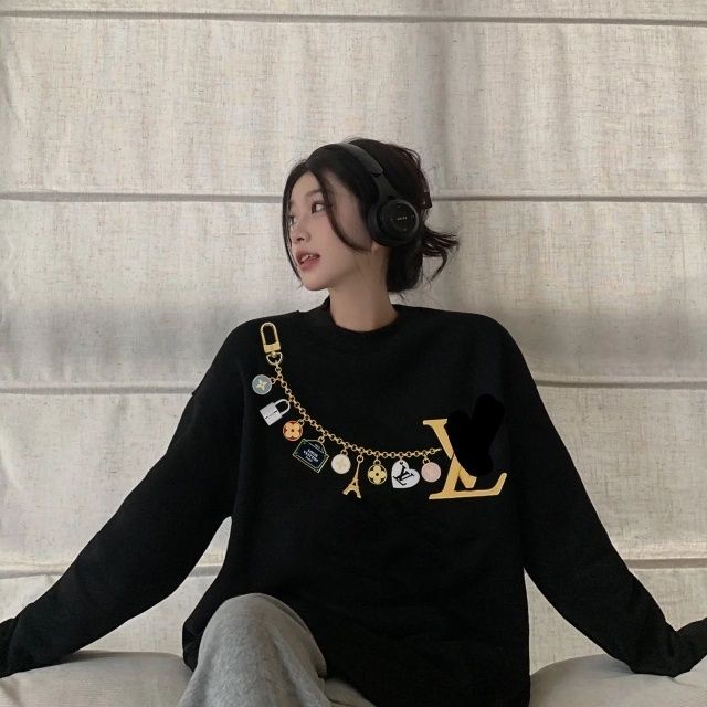 Áo Nỉ Tay Dài Cổ Tròn In Họa Tiết graffiti Mẫu Mới 2023 Thời Trang Thu Đông Cho Nam Và Nữ