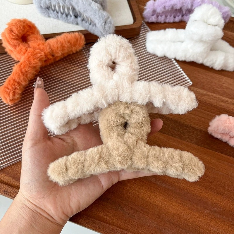 Kẹp Tóc Hình Cá Mập 13cm Phủ Lông Nhung Thời Trang Thu Đông