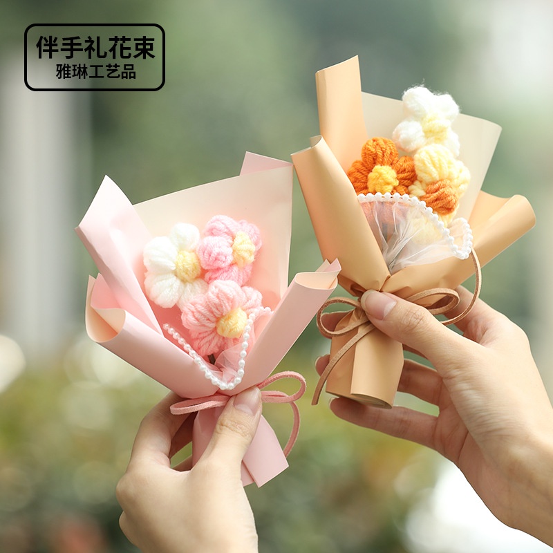 Bó Hoa Tulip Nhỏ Xinh Xắn Làm Quà Tặng Ngày Nhà Giáo / Ngày Của Mẹ