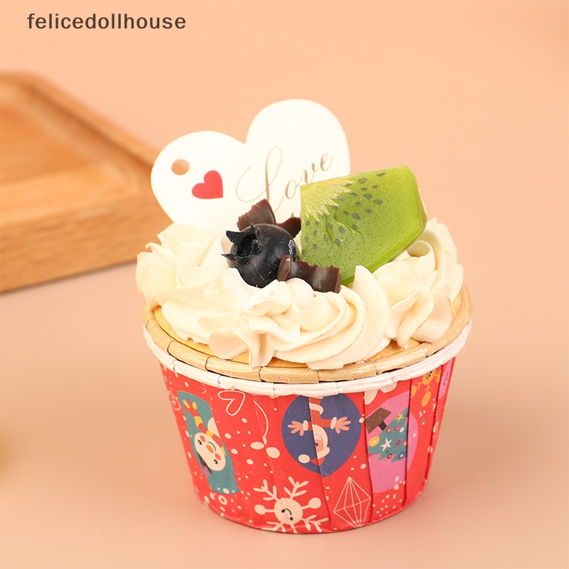 Set 50 Khuôn Giấy Làm Bánh muffin / cupcake Họa Tiết Giáng Sinh