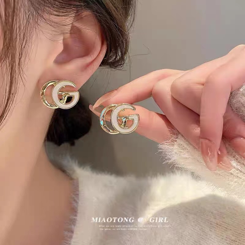 Bông Tai Chữ Cá Tính Phong Cách retro