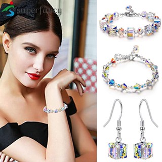Vòng tay cô dâu đính pha lê lấp lánh sang trọng