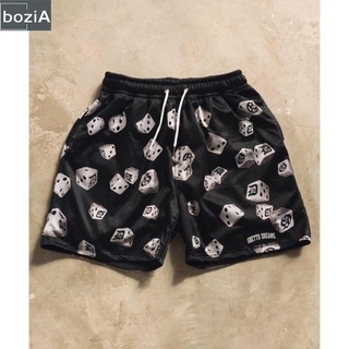 Quần short in hình xúc xắc monogram cá tính