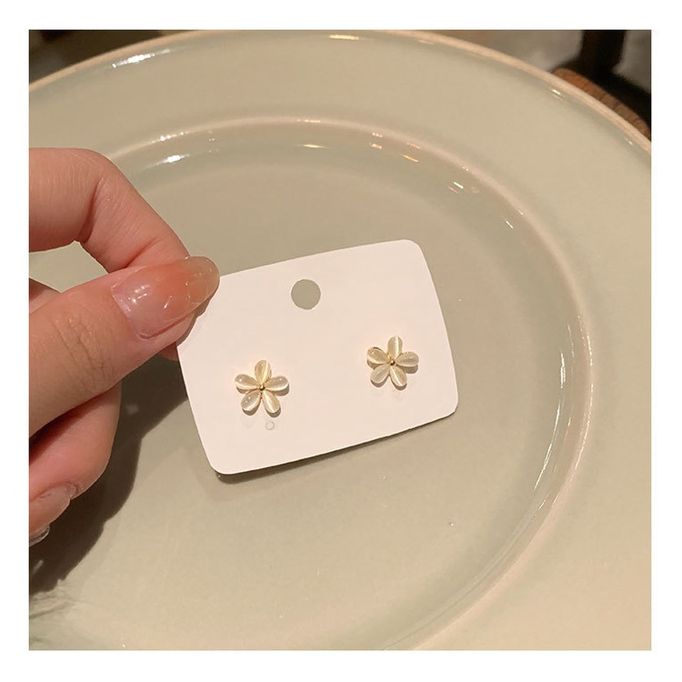 Bông Tai Hình Cánh Hoa Phong Cách Mới 2023