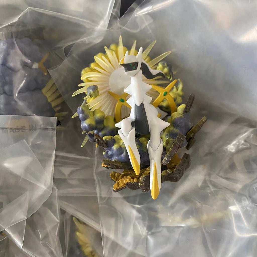 Đồ Chơi Đồ trang trí Nhân Vật zamazenta Trong pokemon