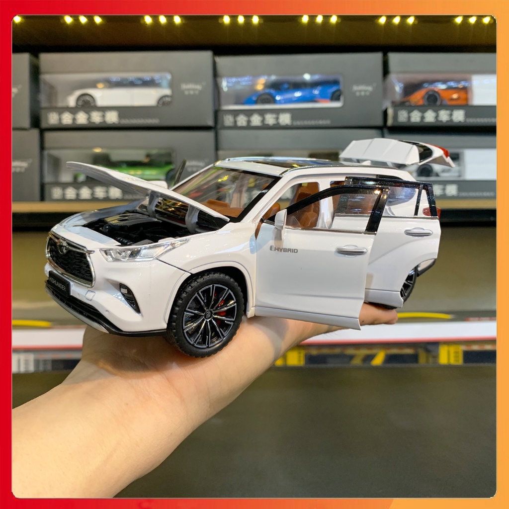 Mô hình xe Toyota Highlander 2023 tỉ lệ 1:24 Jinlifang tặng ô tô