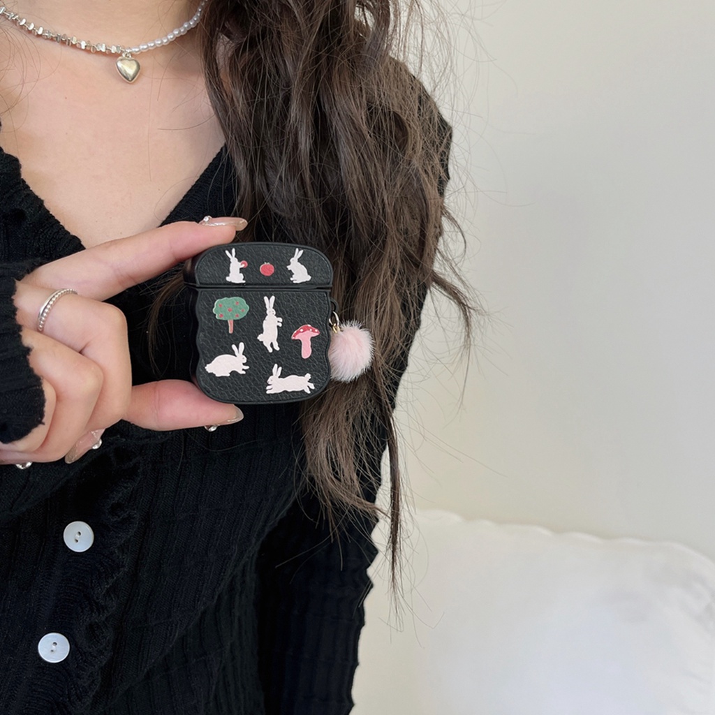 Vỏ Bảo Vệ Hộp Sạc Tai Nghe bluetooth airpods 1 / 2 / pro / 3 pro2 Bằng Da Hình Thỏ Và Nấm Dễ Thương