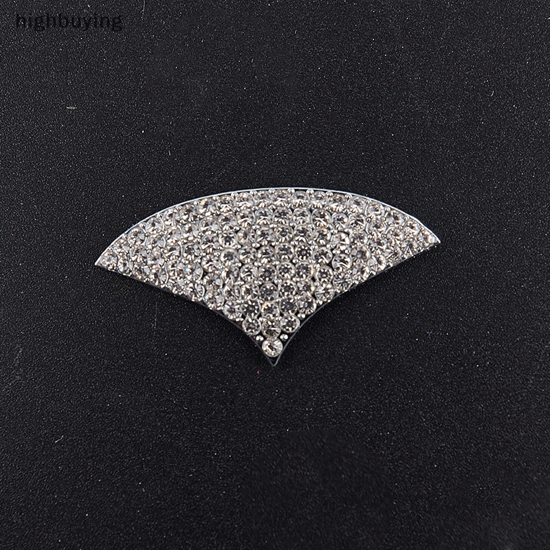 Logo Đính Đá Cao Cấp Trang Trí Vô Lăng Xe Hơi mazda 2 3 5 6 axela Mới