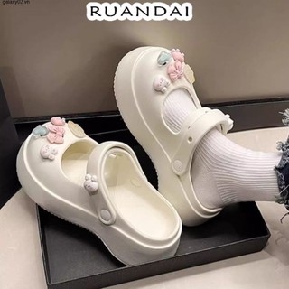 Dép kiểu nữ đi chơi dép thoáng khí mềm mại dép cross dép nữ giày dép bánh mì dép đi trong nhà dép lê nữ b21h0mj 34z230823
