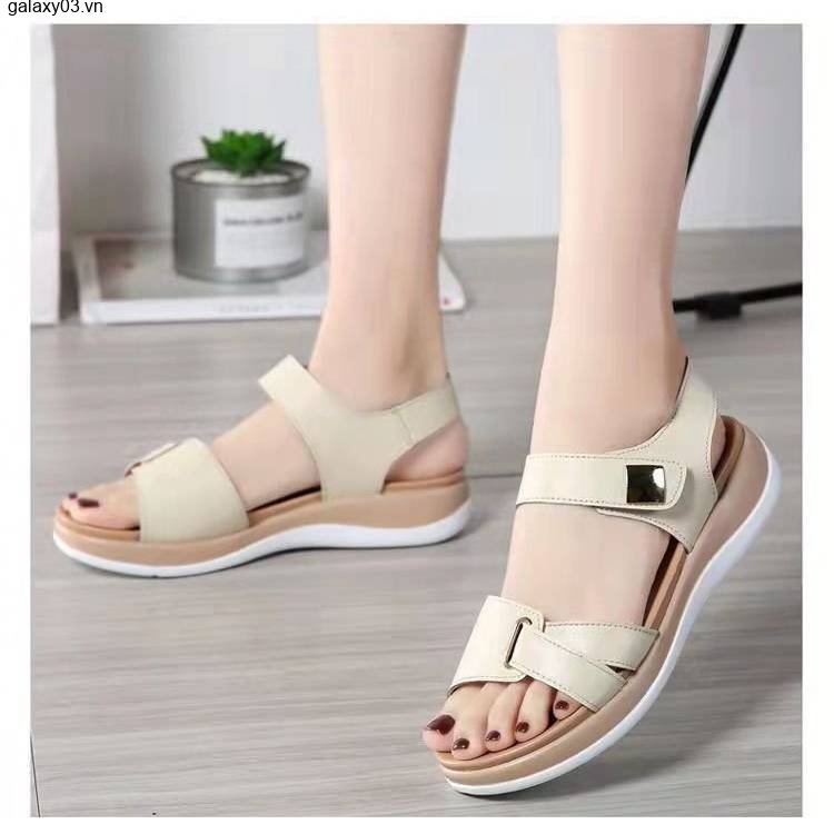 TF dép sandal nữ dép đi biển dép đế cao Thoải Mái Xinh Xắn  B28G11M 35Z230831