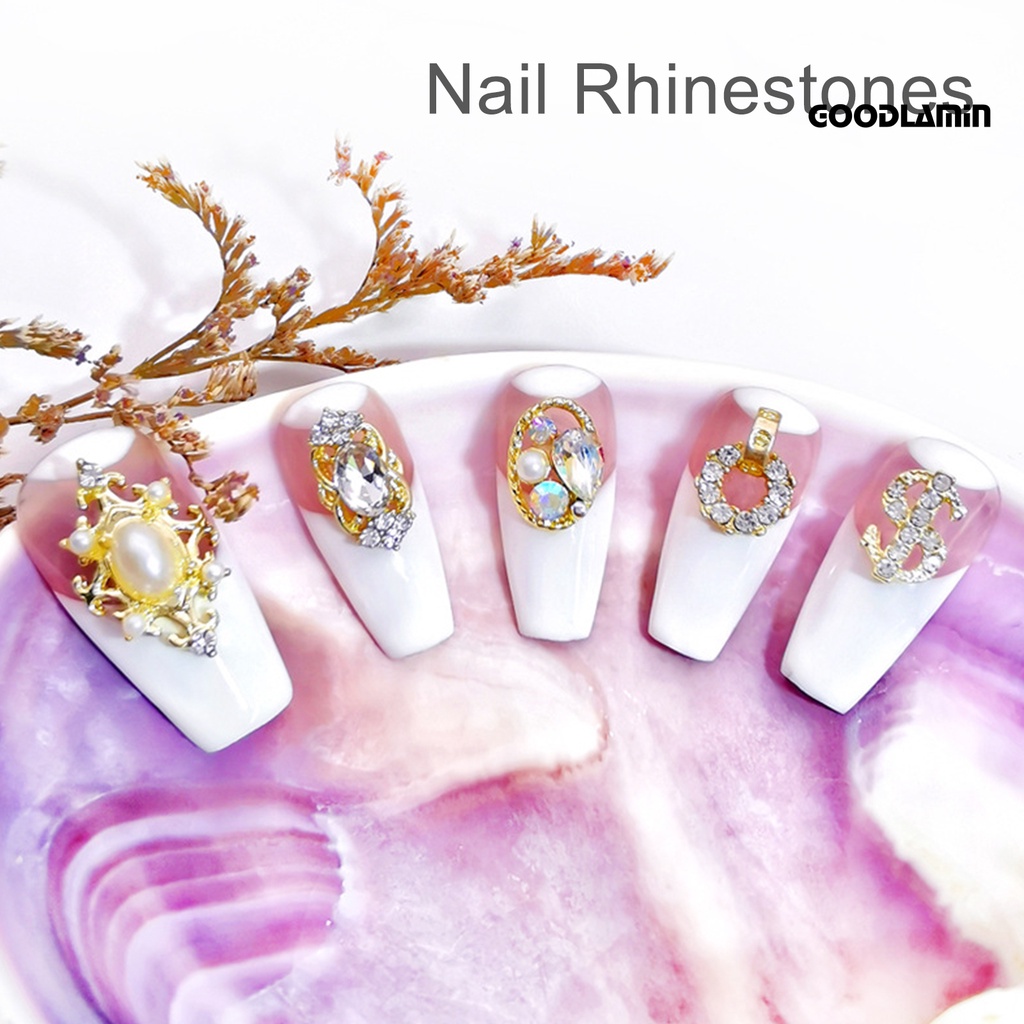 Set 10 Phụ Kiện Trang Trí Móng Tay 3d Hình Vương Miện Xinh Xắn
